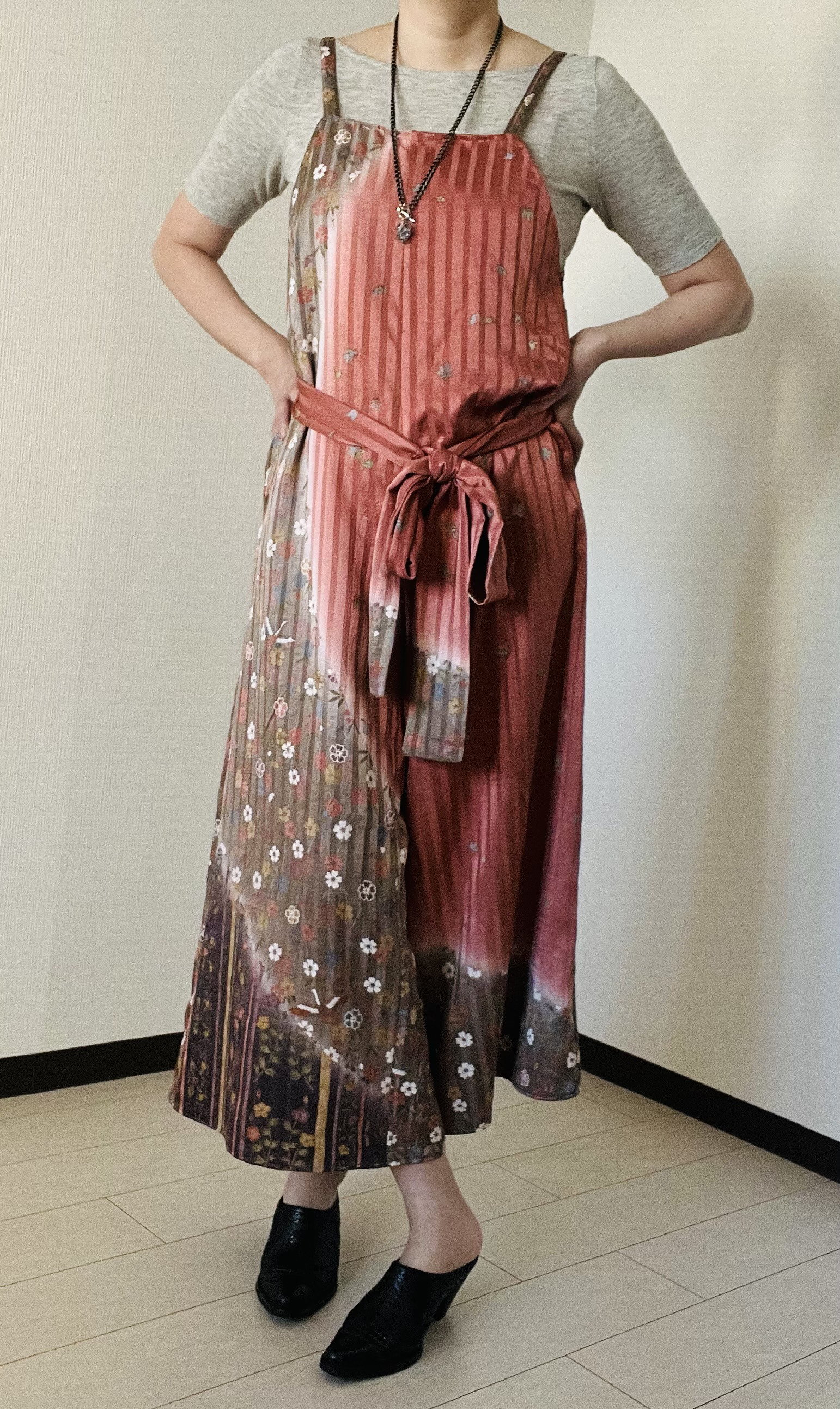 着物リメイク・サロペット・フリーサイズ・シルク１００％