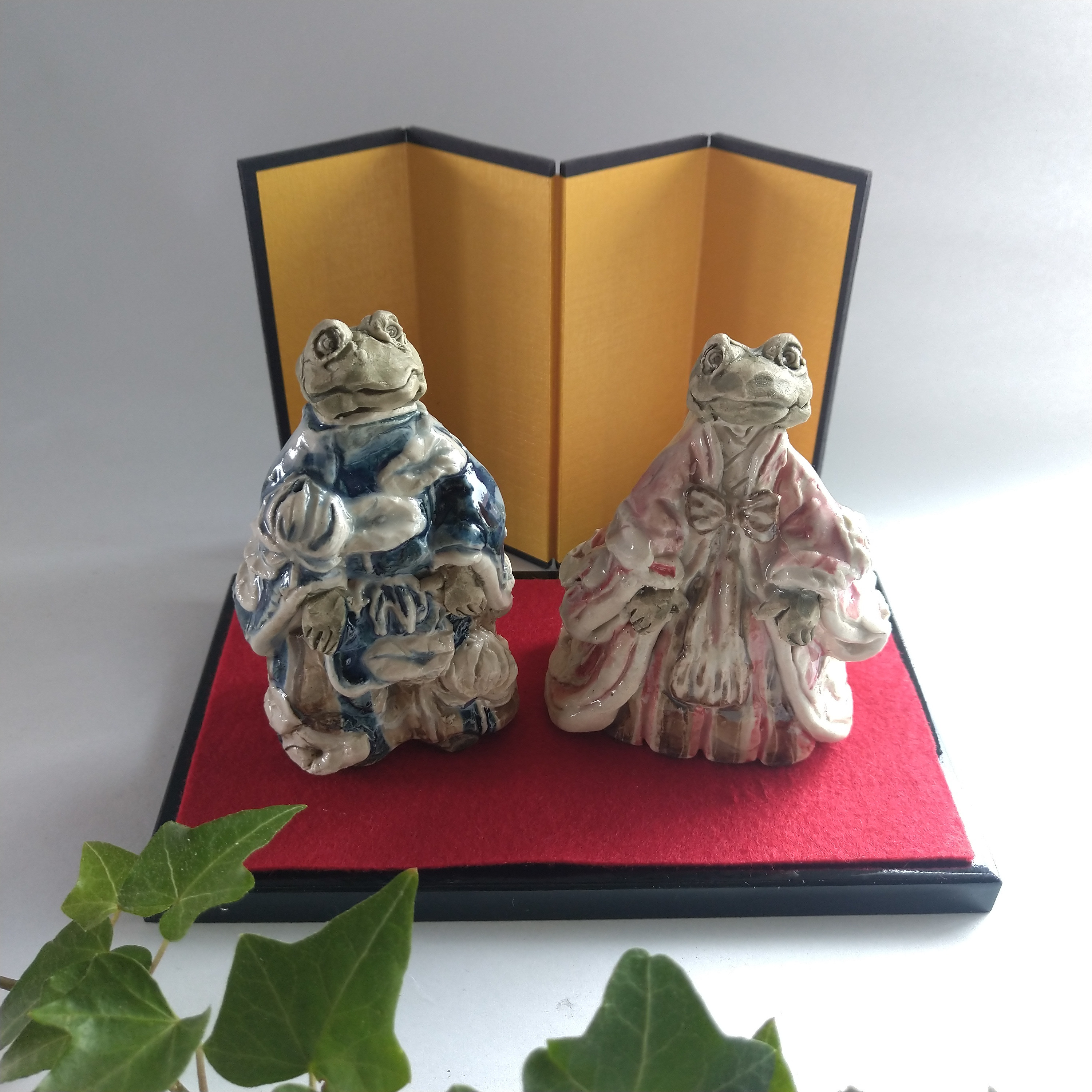 立ち雛人形  カエル×蓮