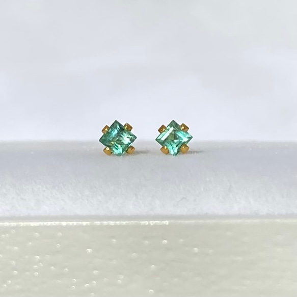 天然石エメラルド×ザンビア産エメラルド10+αピアス14kgf 天然石エメラルド×ザンビア産エメラルド10+αピアス14kgf 天然石