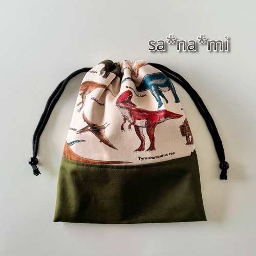 恐竜柄の給食袋 巾着S 25×20cm 給食袋 sa*na*mi 通販 18932446｜Creema