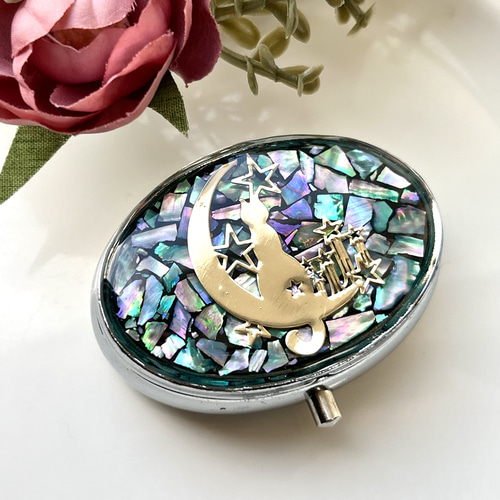 レジンNO.130 ♡おすまし猫ちゃん レジンNO.130 ♡おすまし猫ちゃん