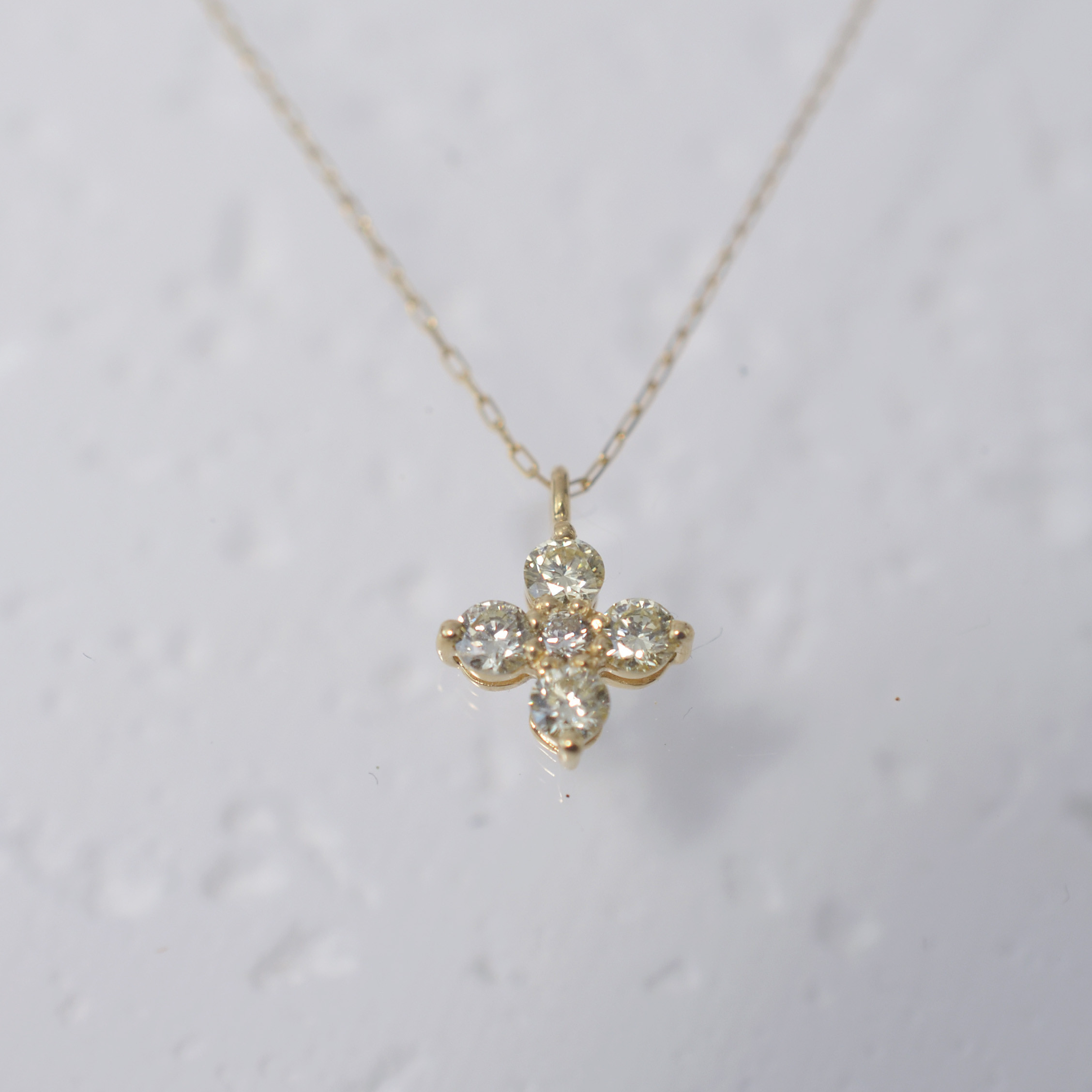 ＜一点物＞K18YG天然ダイヤモンド お花モチーフネックレス0.20ct