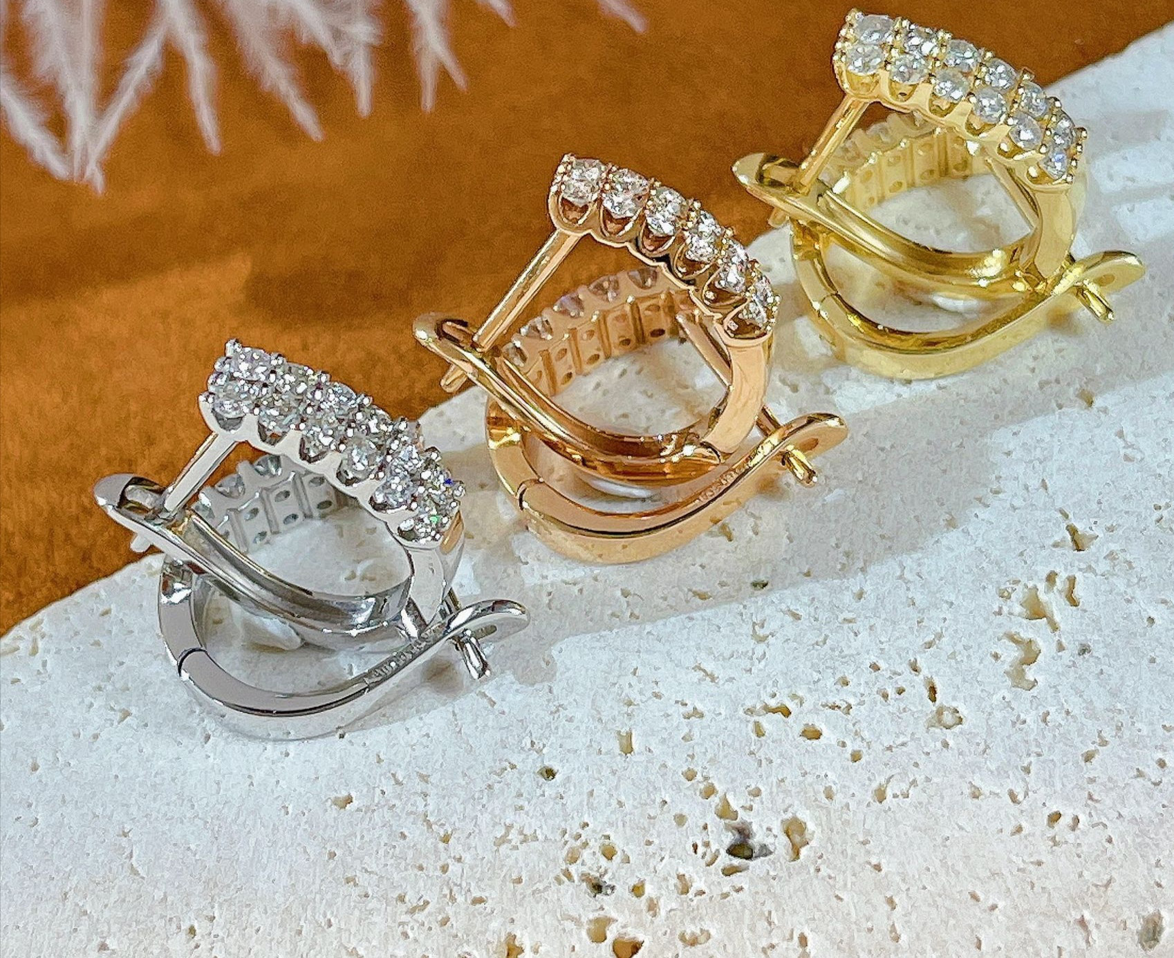 天然ダイヤモンドピアス0.6ct　k18