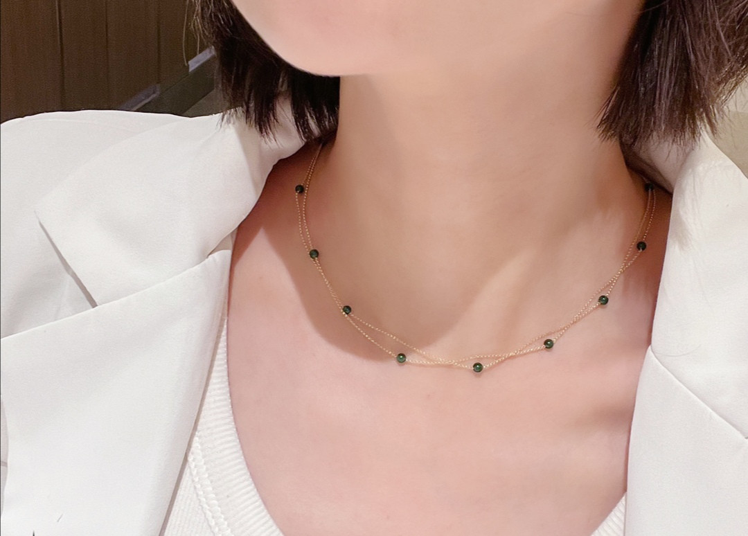 翡翠ネックレスk18