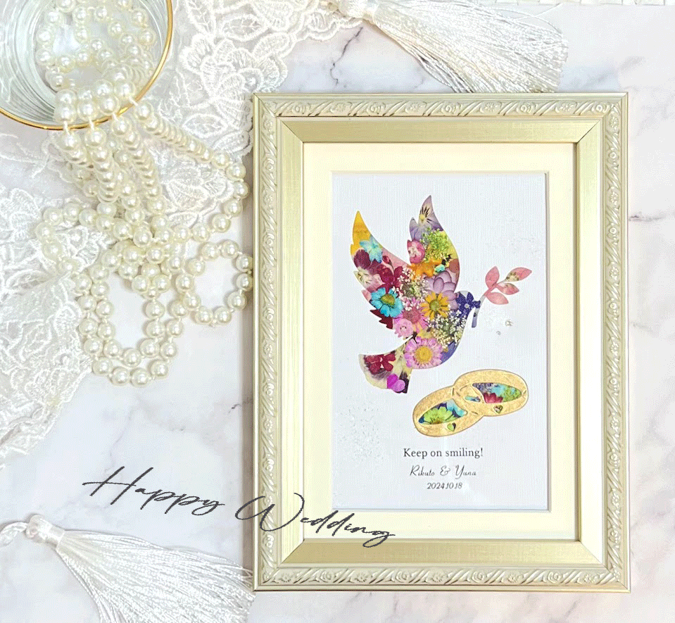 ウェディングのお祝いに　可愛いミニ押し花アート額はいかがですか？Bタイプ