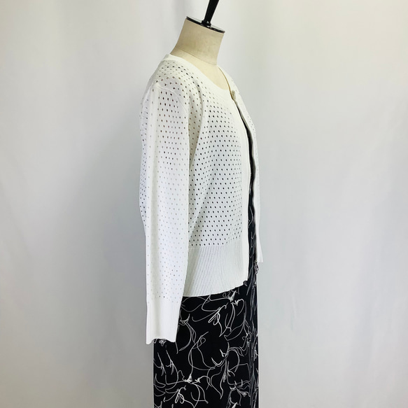 №24975【2025年　春・夏　新作】パンチング　ジップニットカーディガン 9枚目の画像