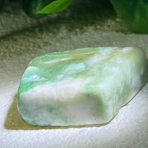 成功と繁栄✨ 糸魚川産 硬玉翡翠 原石 ジェダイド タンブル 成功と繁栄✨ 糸魚川産 硬玉翡翠 原石 ジェダイド タンブル