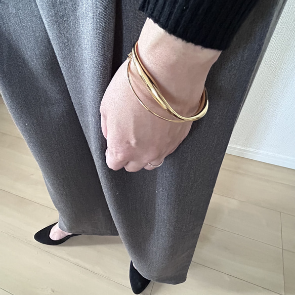 Nuance wave gold bangle stainless ステンレス　ニュアンス　ゴールド　バングル 6枚目の画像