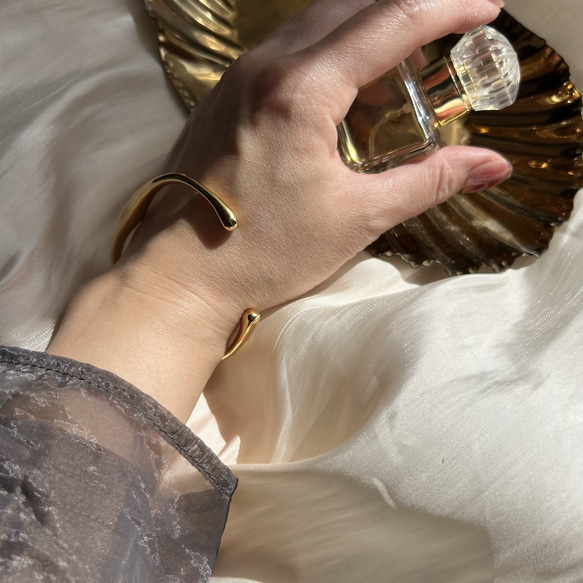 Nuance wave gold bangle stainless ステンレス　ニュアンス　ゴールド　バングル 13枚目の画像