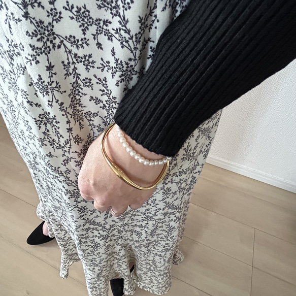 Nuance wave gold bangle stainless ステンレス　ニュアンス　ゴールド　バングル 5枚目の画像