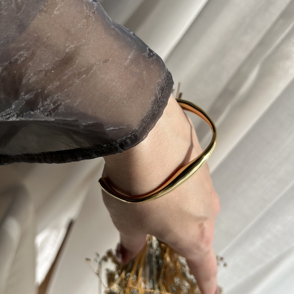 Nuance wave gold bangle stainless ステンレス　ニュアンス　ゴールド　バングル 9枚目の画像