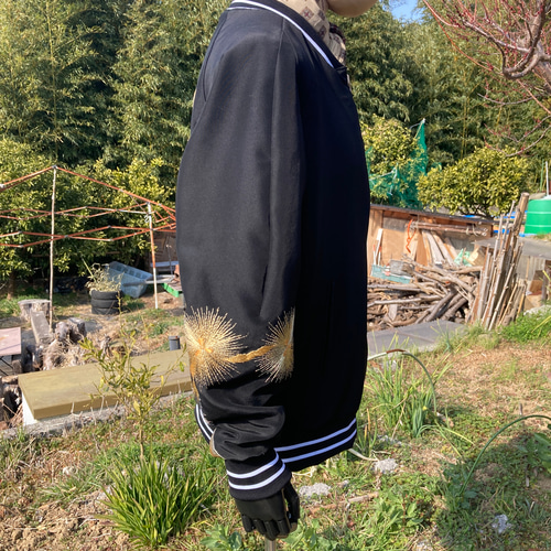 着物リメイクスカジャン 留袖リメイク リバーシブル 金糸 横振り刺繍