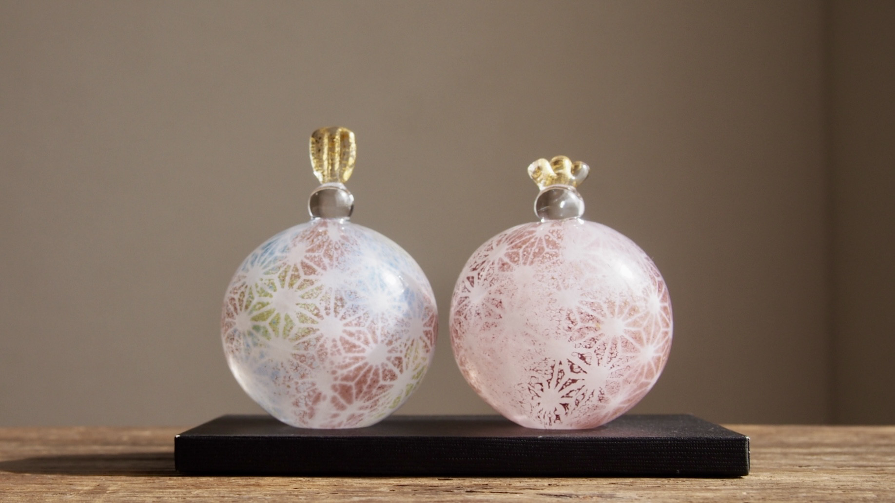 【送料無料】ガラス雛【麻の葉】淡彩a