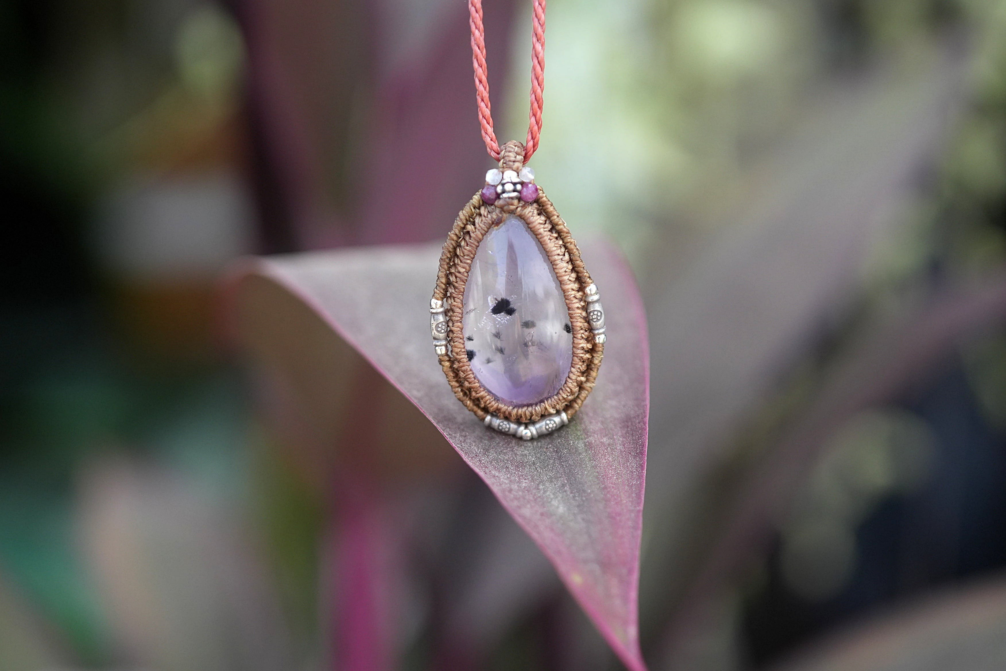 レア 小さな微生物★ロマネサイトインamethyst マクラメネックレス 1937