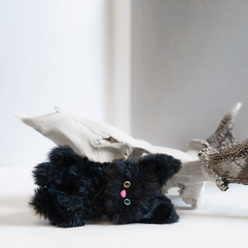 黒い猫のぬいぐるみ 手作り一点もの 起き上がりこぼし 2025年最新