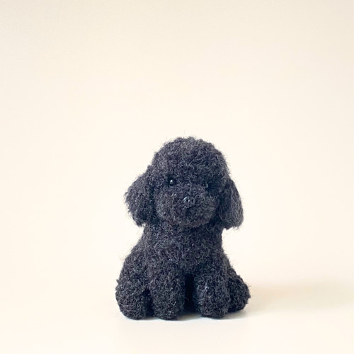いつでもいっしょ♪ ふわふわ小さな濃いグレートイプードル 犬の
