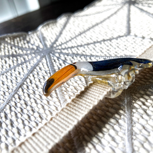 トゥッカーノ（オニオオハシ）の帯留め/ブローチ/クリップ帯留め