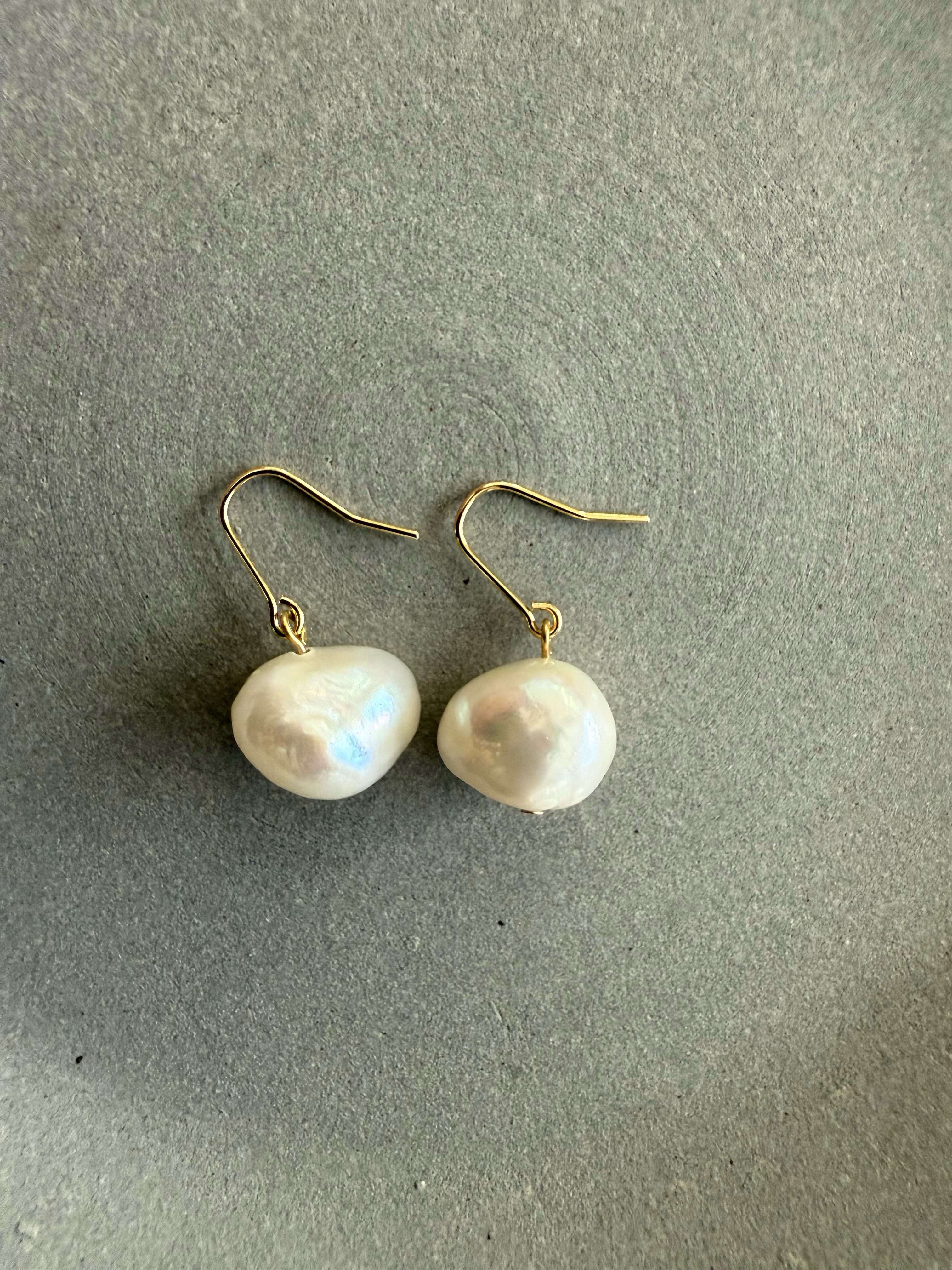 ボリューミーな淡水パール♚ピアス/ノンホールピアス