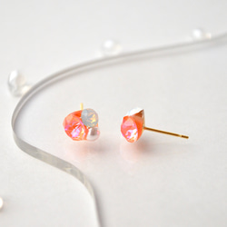 セカンドピアスにも◎オレンジの小粒ピアス/イヤリング  推し活 クリスタル プチギフト  軽い 小さい チタン  橙 6枚目の画像