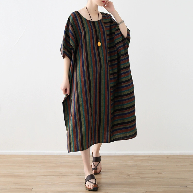 メキシコの織物を想わせる異国なストライプ☆5分袖ノーカラーワンピース