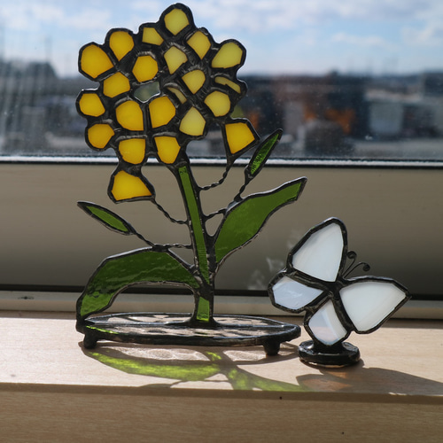 ステンドグラス・菜の花と蝶のサンキャッチャー（受注製作） サン