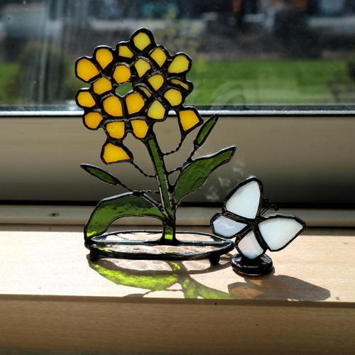 ステンドグラス・菜の花と蝶のサンキャッチャー（受注製作） サン