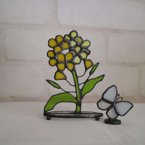 ステンドグラス・菜の花と蝶のサンキャッチャー（受注製作） サン