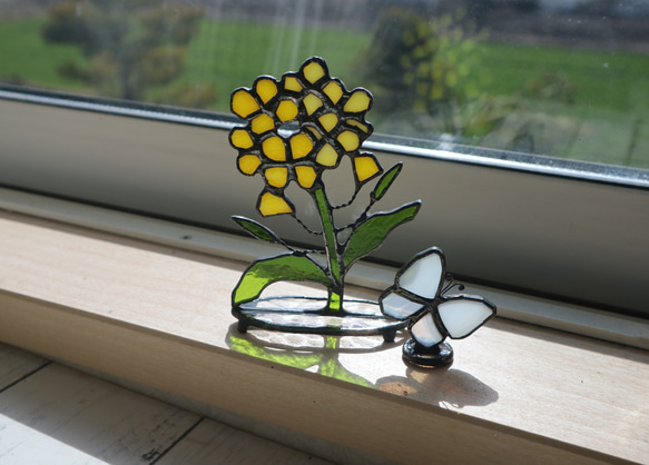 ステンドグラス・菜の花と蝶のサンキャッチャー（受注製作） サン