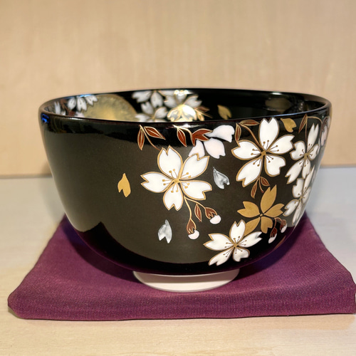 金彩黒茶碗　8個セット 有田焼 陶芸家 藤井錦彩作 艶消し黒釉金彩唐草文様波渕 ご飯茶碗 ペア