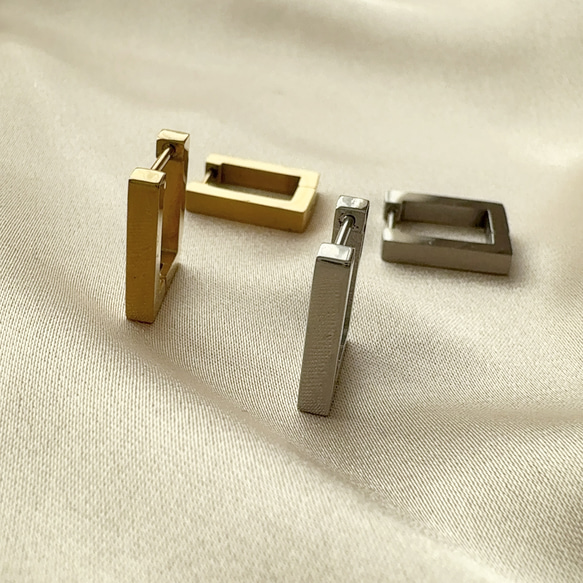 秋冬映え◆スクエアフープピアス/サージカルステンレス　ワンタッチピアス　スナップピアス　金属アレルギー対応　つけっぱ 3枚目の画像