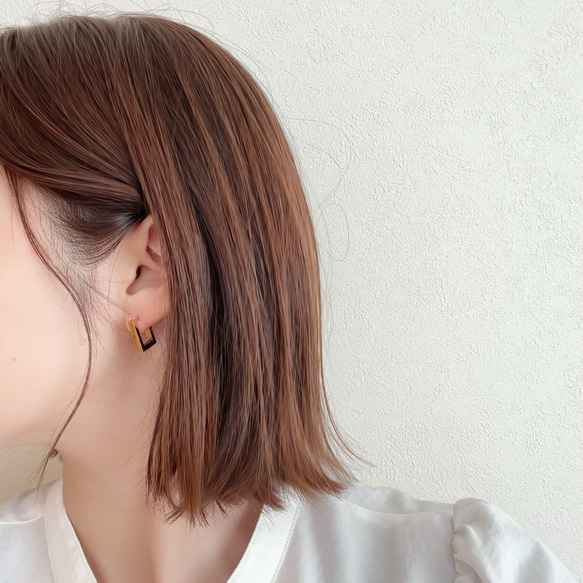 秋冬映え◆スクエアフープピアス/サージカルステンレス　ワンタッチピアス　スナップピアス　金属アレルギー対応　つけっぱ 6枚目の画像