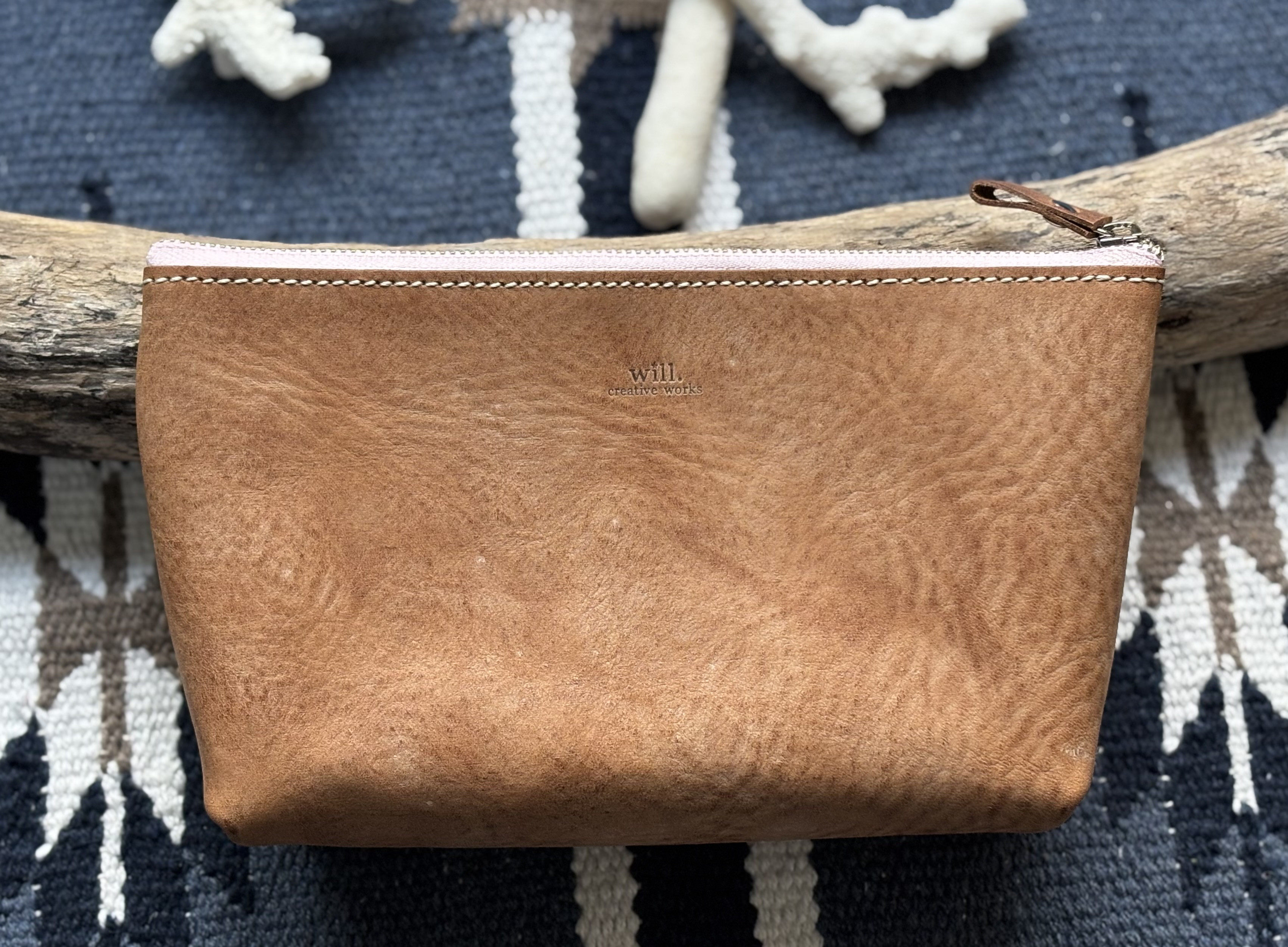 マルチポーチ　アラスカレザー【ブラウン×ピンク】