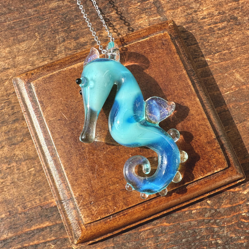 【215】タツノオトシゴページ タツノオトシゴ：Sea Horse（紙工作キット） | KeiCraft Online Shop