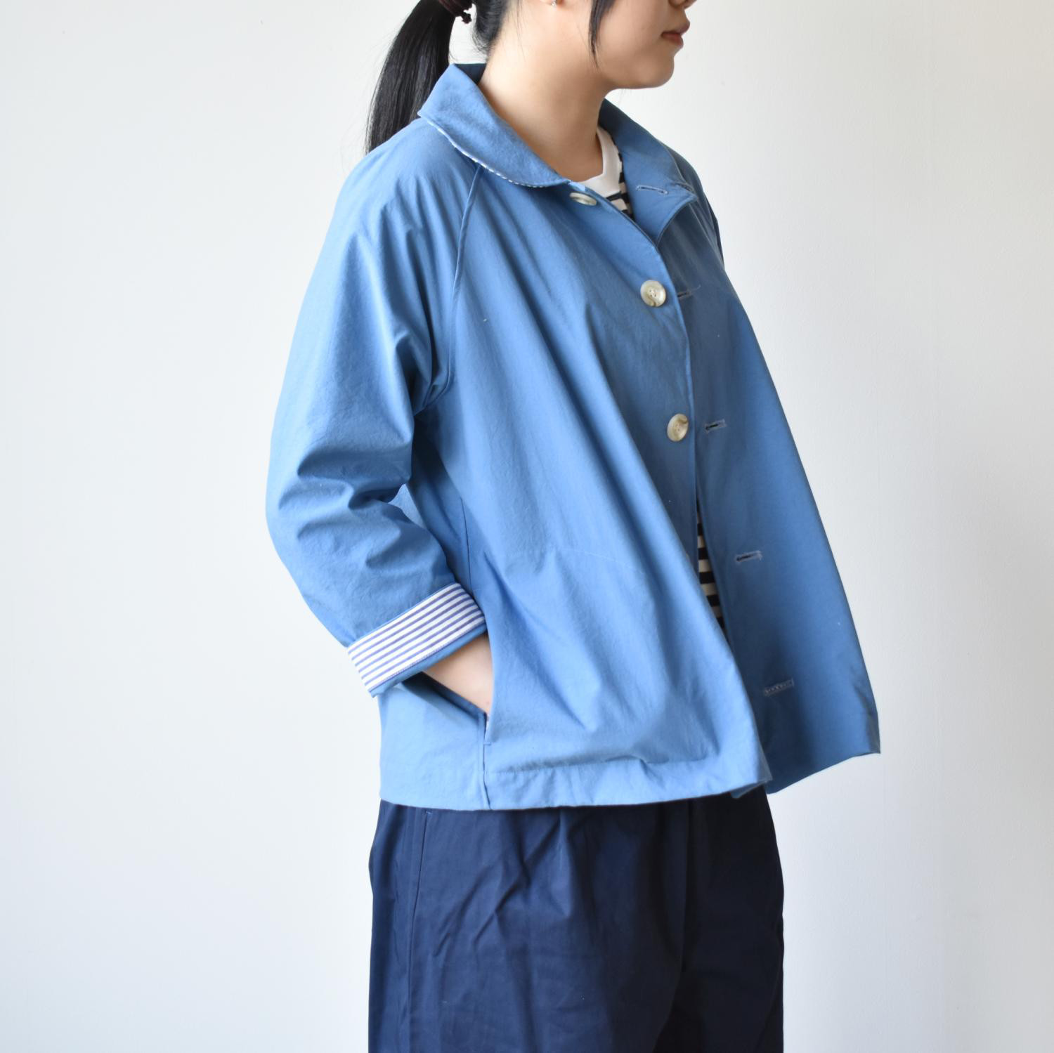 天然染色の上品さとカジュアルさを兼ね備えた、ナイロンジャケット【SOJK075S】
