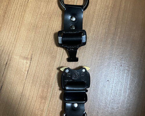 オーストリアルピ20mmコブラバックルALL ブラックタイプA オーストリアルピ20mmコブラバックルALL ブラックタイプA