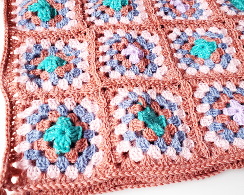 手編みブランケット★グラニースクエア★かぎ針編み★カラフル★ティファニーブルー 手編みブランケットグラニースクエアかぎ針編みカラフルティファニー