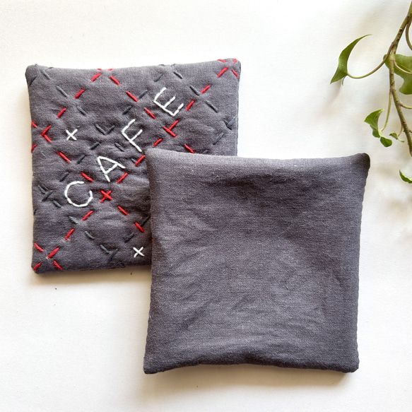 ポップなキルティング風！　CAFEステッチコースター (1枚) 3枚目の画像