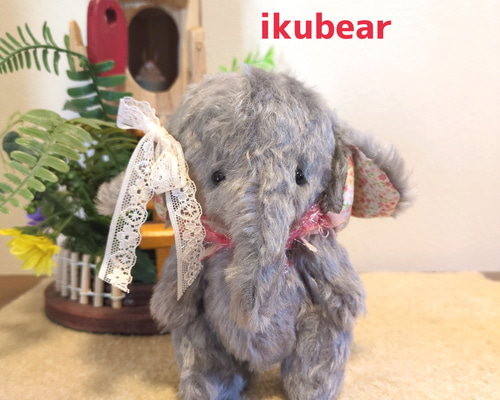 作家白いゾウハンドメイドぬいぐるみ テディベア 🐑🤍【Kumami Bear】 新作ぬいぐるみのご紹介です ・パール