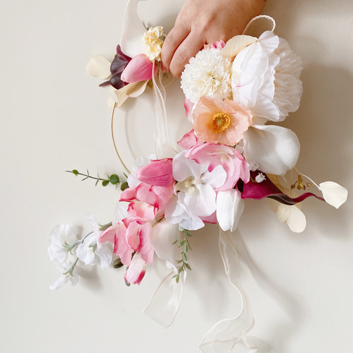 White & pink リボン型 ブーケ ウェディングブーケ バレエコア 胡蝶蘭