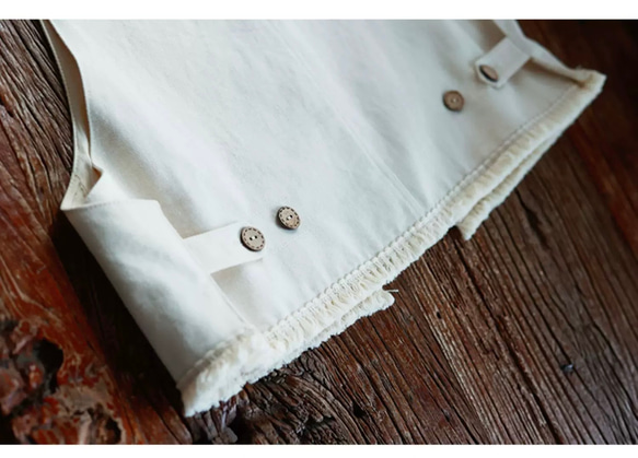 レイヤードでおしゃれ度アップ　デニムコットンのベスト　ポケット付【春秋夏】アイボリー 10枚目の画像