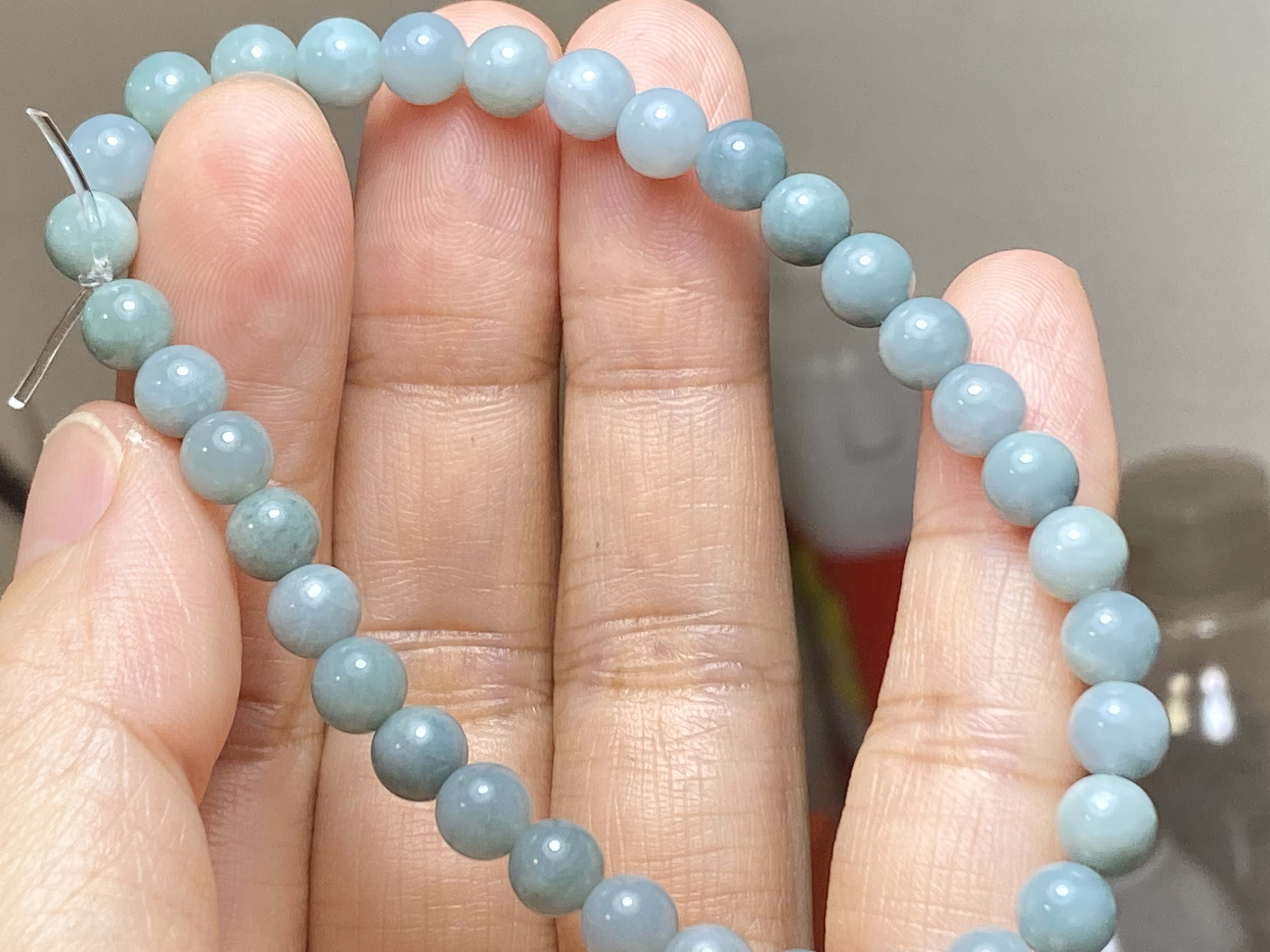 【Yuni出品】天然グアテマラ産本翡翠ブレスレット 19cm Yuni出品】天然グアテマラ産本翡翠ブレスレット 19cm 鑑別書付