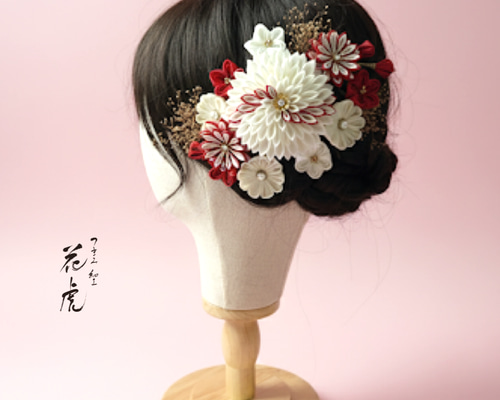 真紅と白の髪飾り つまみ細工 七五三 浴衣 着物 成人式 花 髪飾り 和装