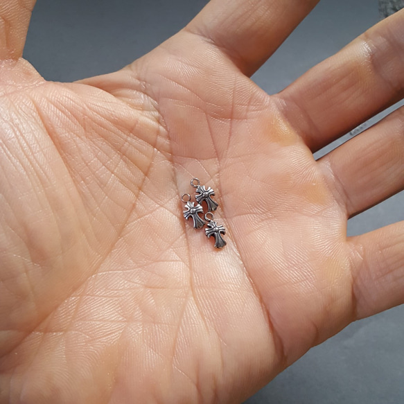 [1pcs] オール ステンレス 小さい クロス ペンダントトップ チャーム マルカン付 サージカルステンレス 4枚目の画像
