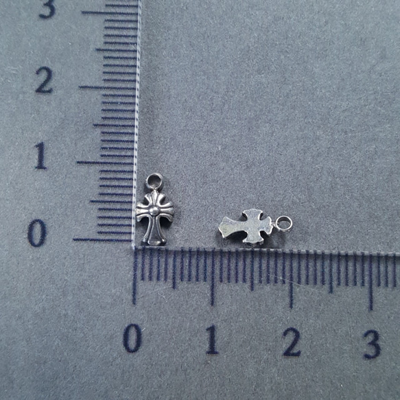 [1pcs] オール ステンレス 小さい クロス ペンダントトップ チャーム マルカン付 サージカルステンレス 3枚目の画像