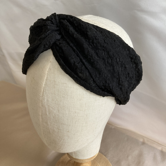 新‼【新感覚】シルクオーガンジーのクロスヘアバンド 〈結晶柄・ベージュ〉 髪の悩みに! 快適 & モードな川俣シルク 10枚目の画像