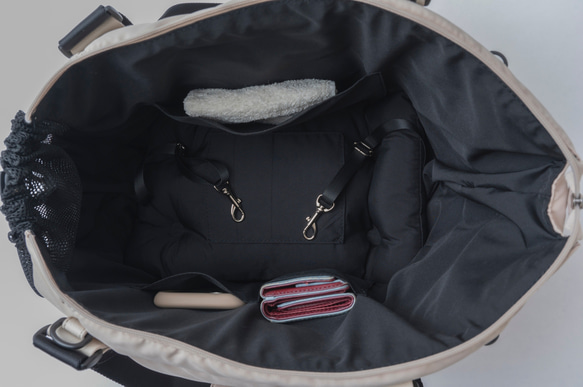 FuFu フワモコトートキャリー　オフホワイト　ー 　ペットキャリーバッグ　軽量　撥水素材　両利き対応 16枚目の画像