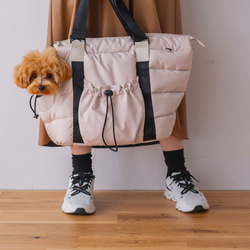 FuFu フワモコトートキャリー　オフホワイト　ー 　ペットキャリーバッグ　軽量　撥水素材　両利き対応 1枚目の画像