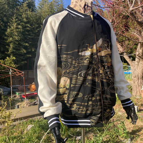 着物リメイクスカジャン 留袖リメイク リバーシブル 金箔 花車 鶴