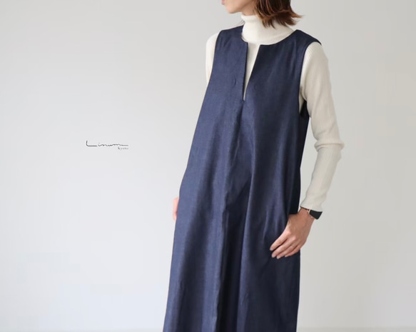 岡山児島デニムジャンパースカート／8オンスソフトデニムワンピース／スラッシュネック／インディゴ・ブルー 1枚目の画像