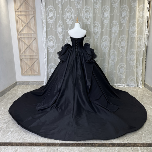 お買い得！非対称 アシメドレス 高級ブラック かっこいいカラードレス